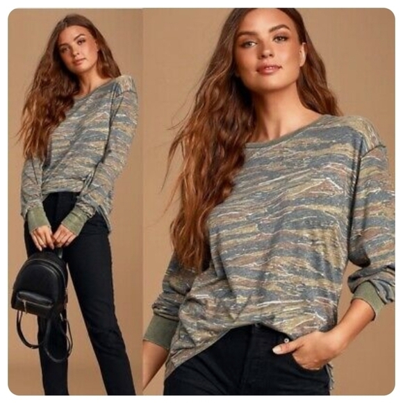We The Free People Arielle Printed Camo Tiger Combo Tee Top Small - Picture 1 of 9